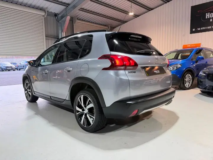 Peugeot 2008 2017 photo 3