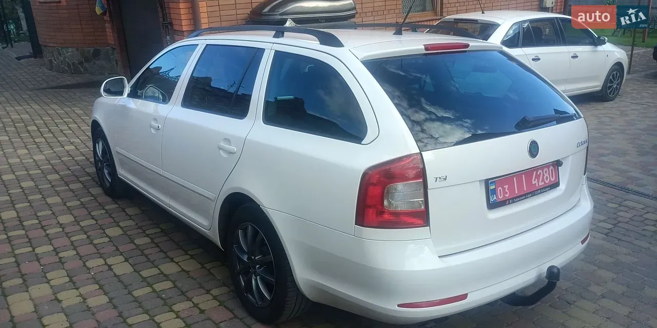 Skoda Octavia 2009 photo 5