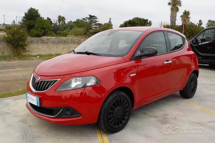 Lancia Ypsilon 2021 photo 2