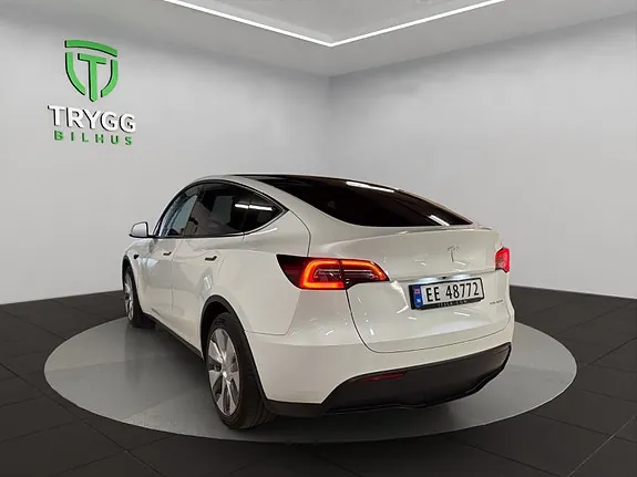 Tesla Model Y 2022 photo 3