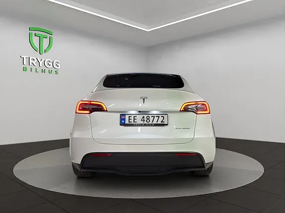 Tesla Model Y 2022 photo 4