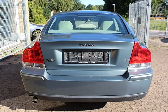 Volvo S60 2004 photo 3