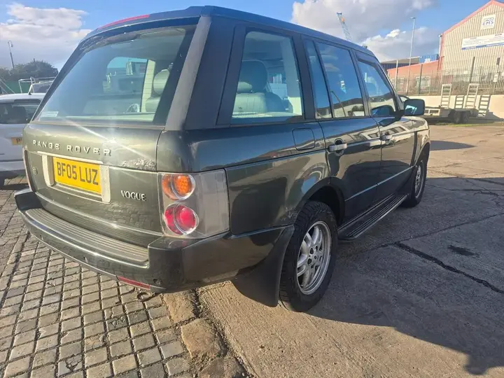 Land Rover Range Rover 2005 photo 2