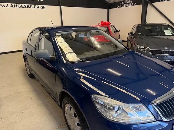 Skoda Octavia 2011 photo 4