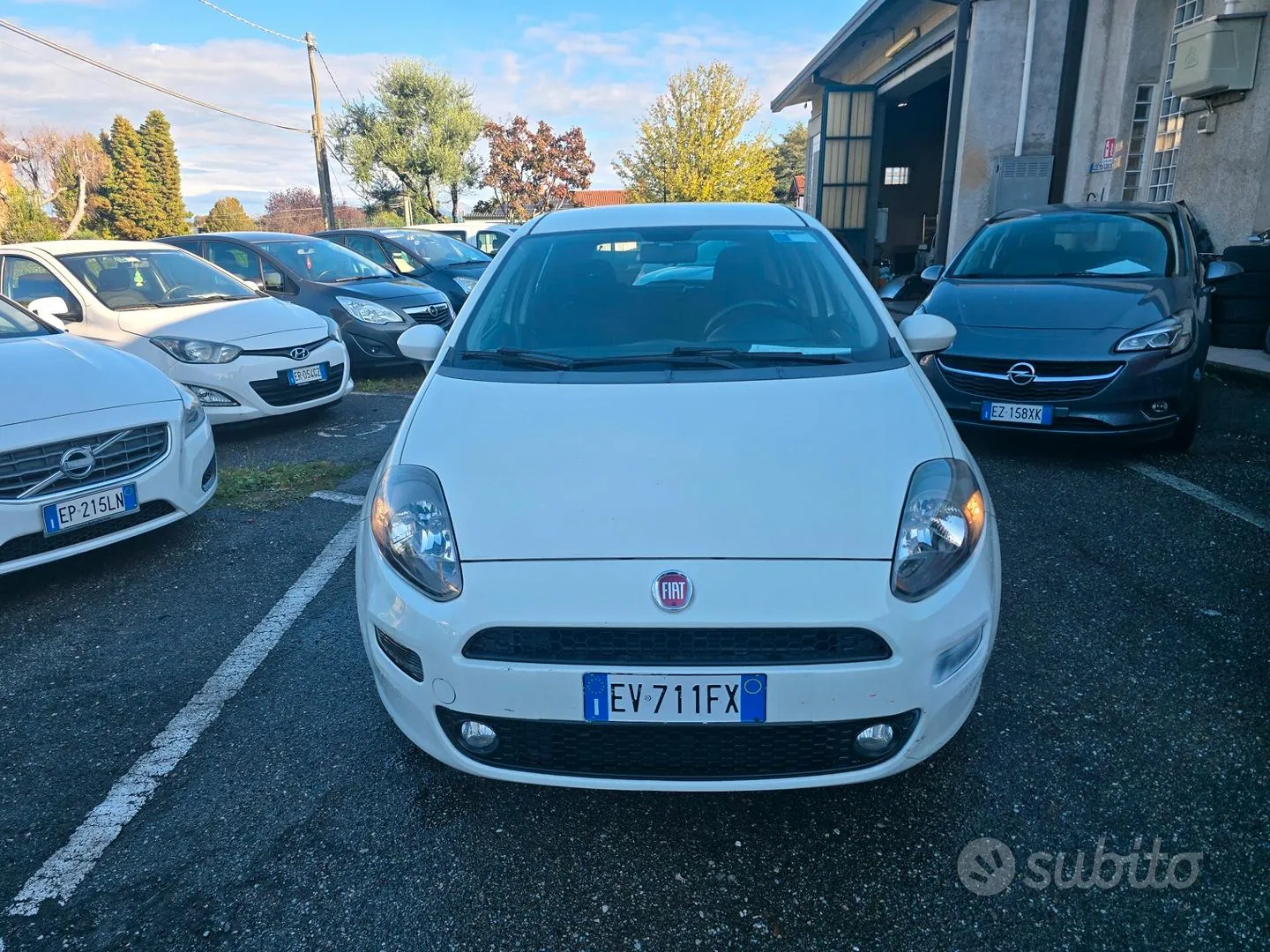 Fiat Punto 2014 photo 2