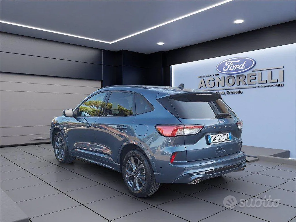 Ford Kuga 2023 photo 2
