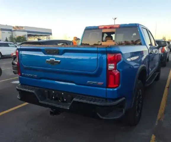 Chevrolet Silverado 1500 2023 photo 4