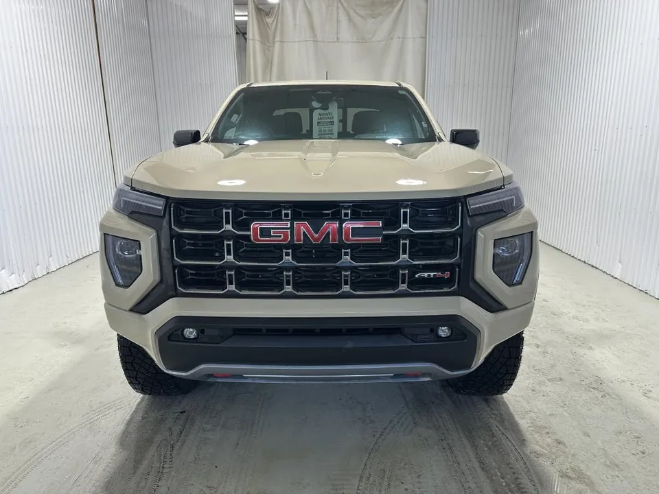 GMC Canyon 2024 photo 3