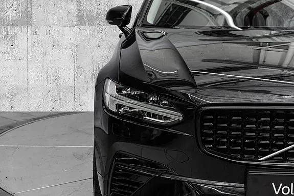 Volvo V90 2025 photo 4