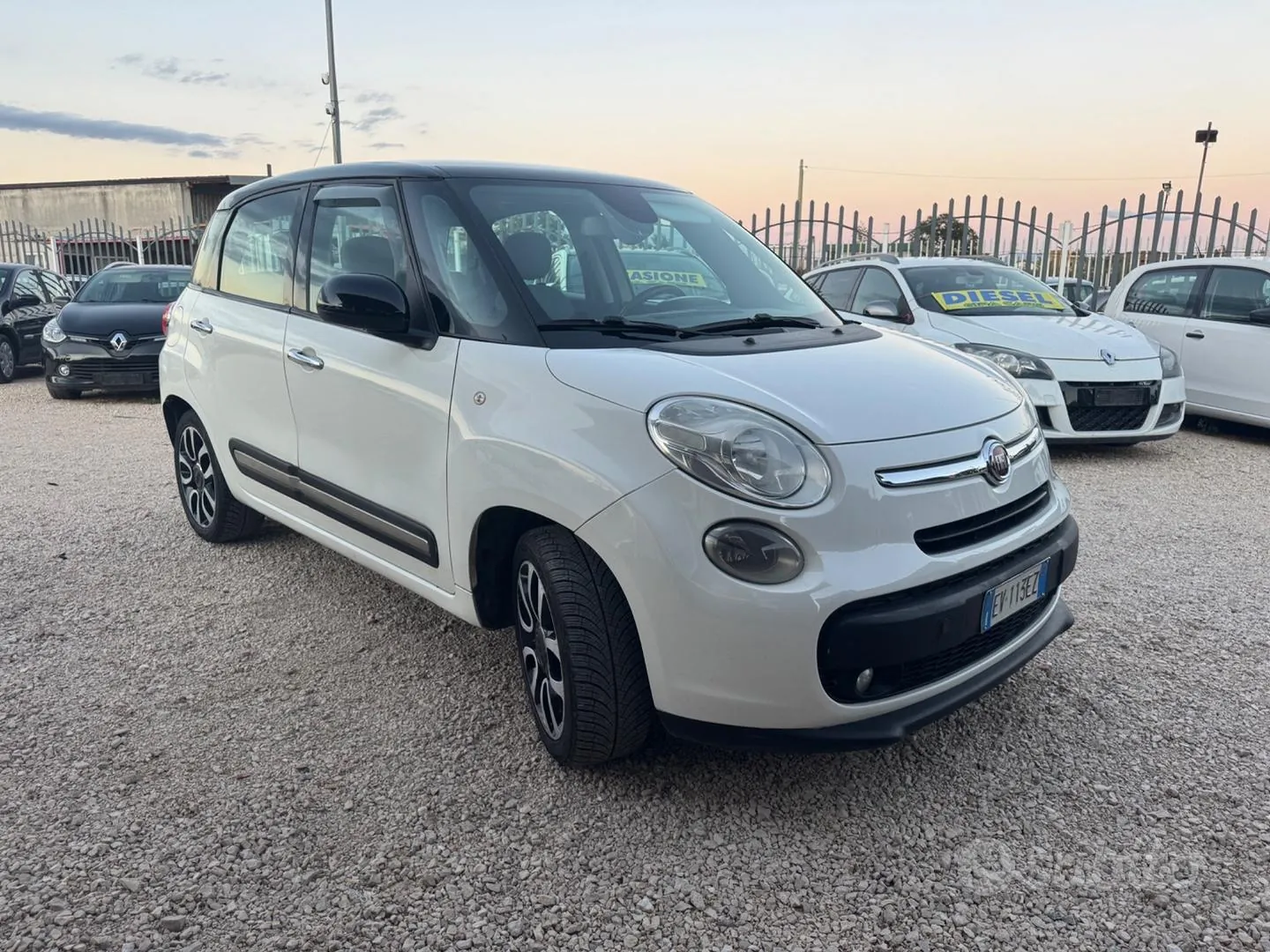 Fiat 500L 2014 photo 4