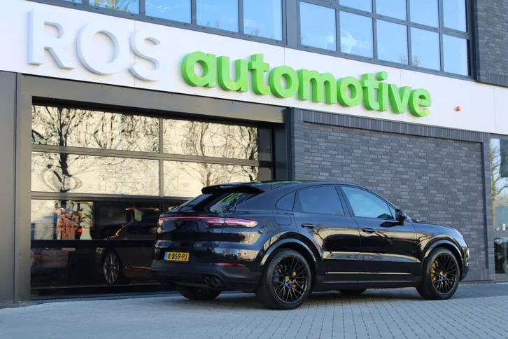 Porsche Cayenne 2021 photo 2