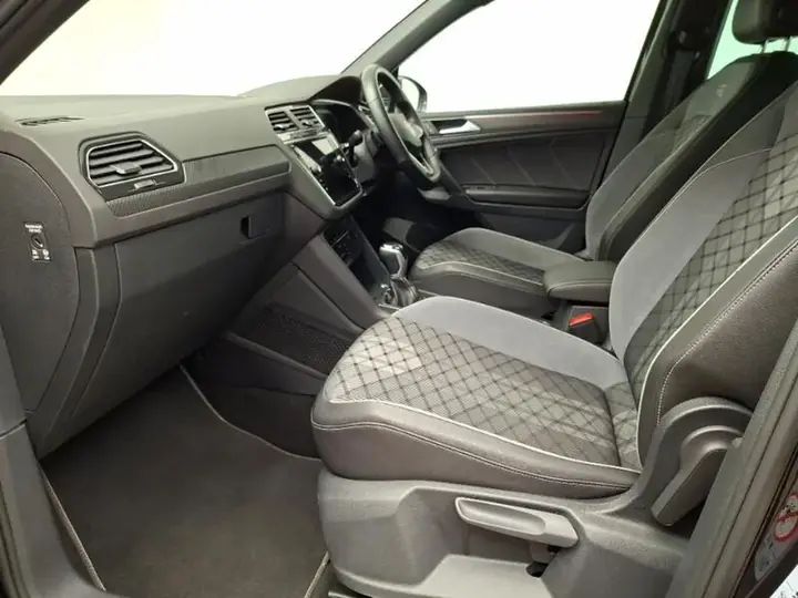 Volkswagen Tiguan 2023 photo 5