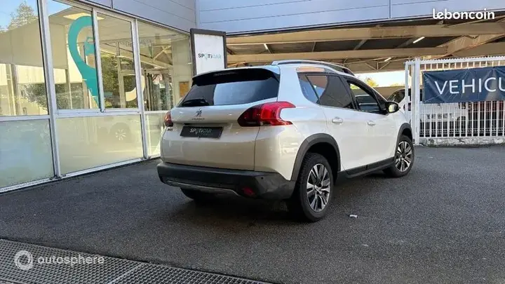 Peugeot 2008 2019 photo 5