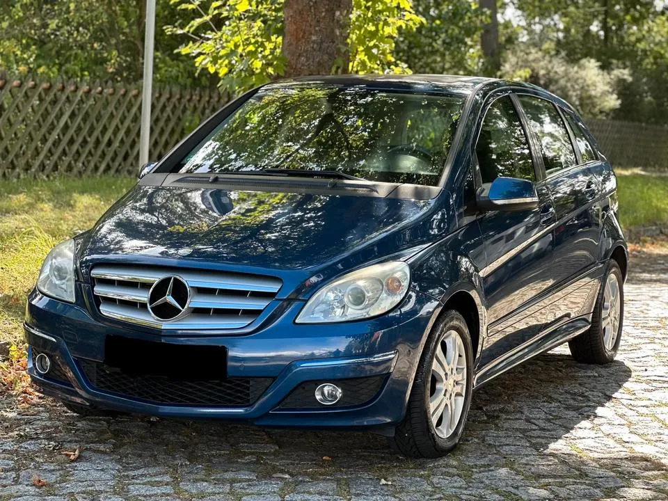 Mercedes-Benz B170