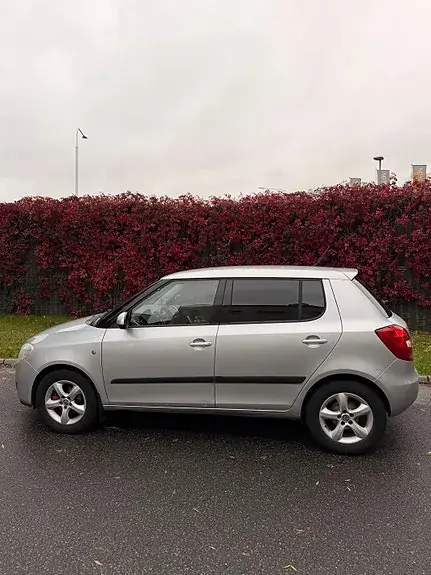Skoda Fabia 2008 photo 4