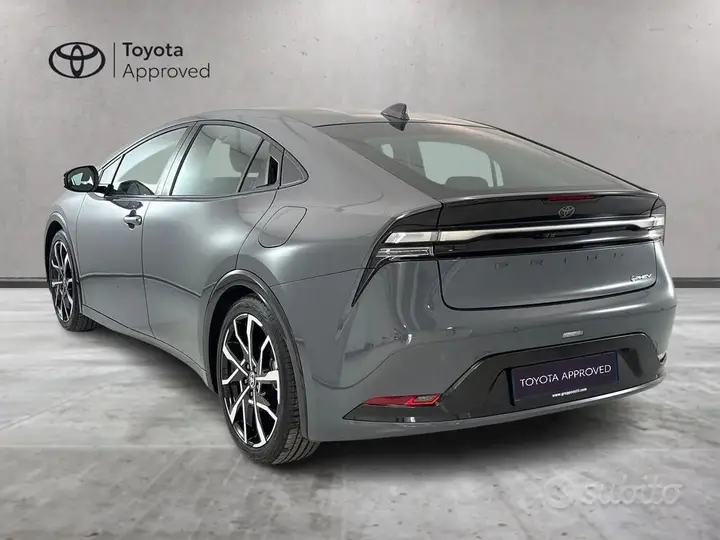 Toyota Prius 2025 photo 5