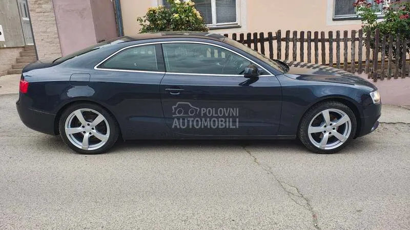 Audi A5 2012 photo 5