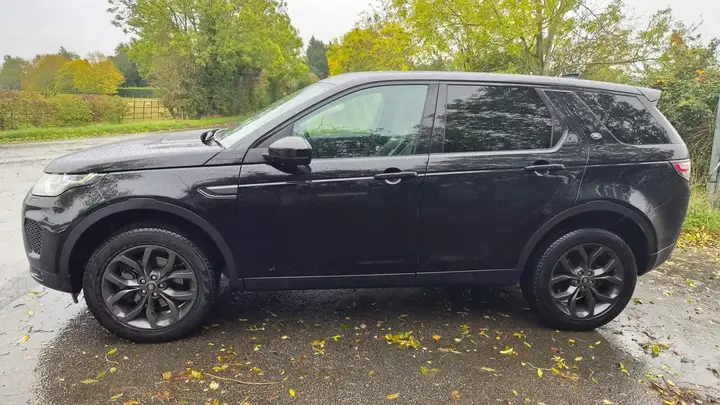 Land Rover Discovery Sport 2019 photo 4