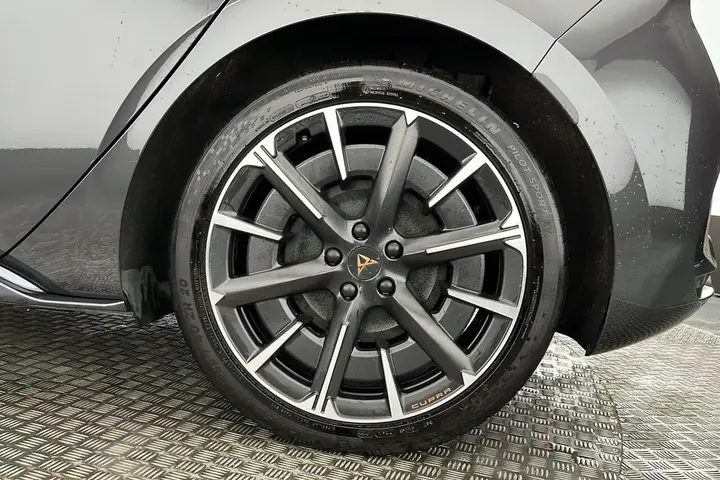 Cupra Born 2023 photo 5