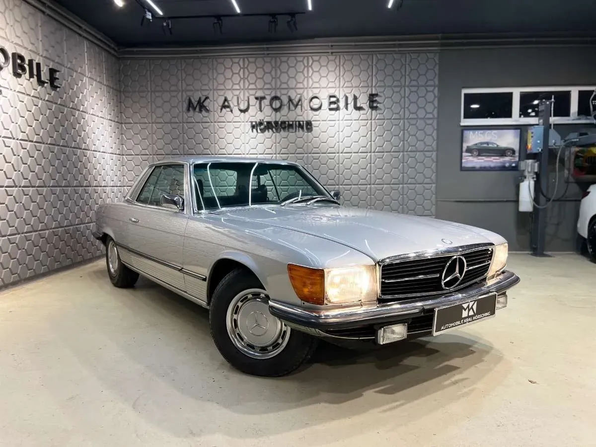 Mercedes-Benz Slc-Klasse 1976 photo 3