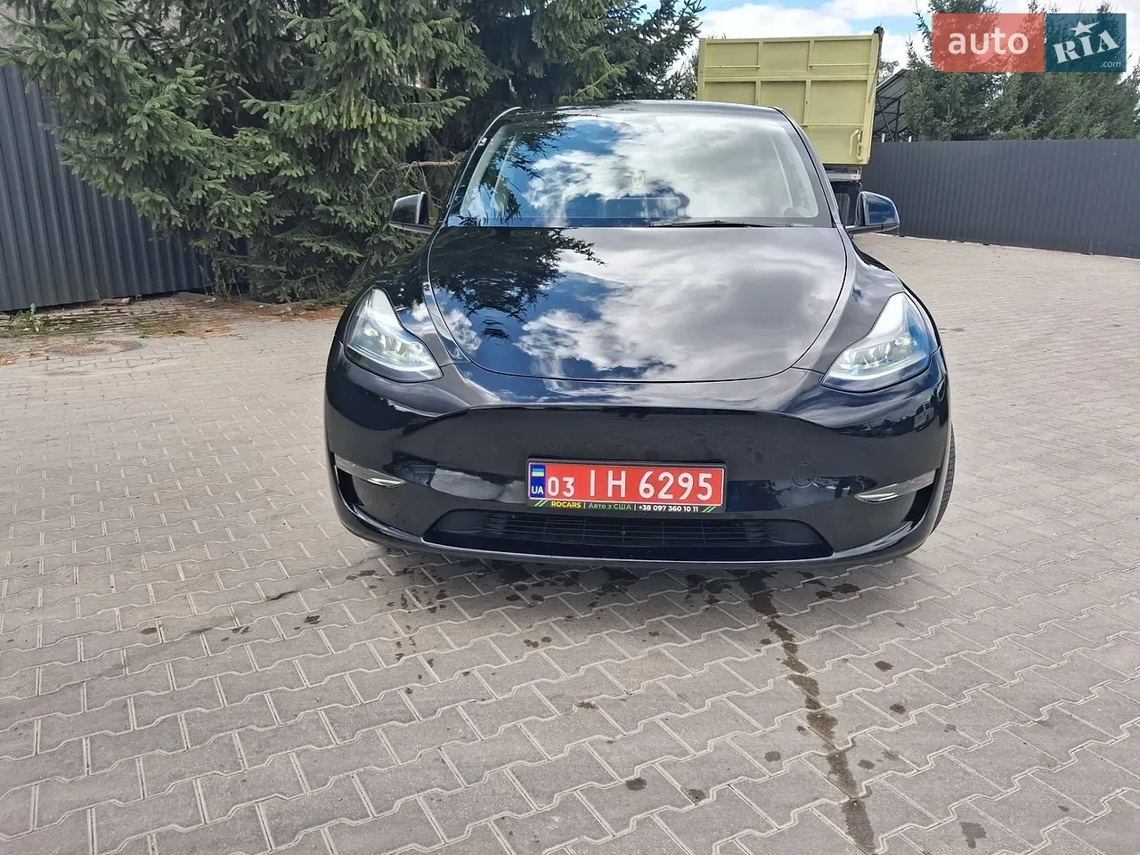 Tesla Model Y 2024 photo 3