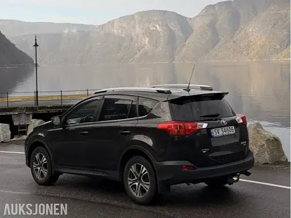 Toyota Rav4 2014 photo 2