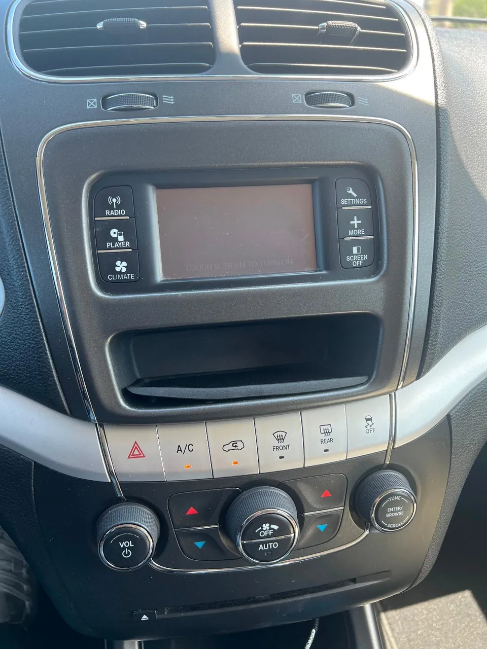 Dodge Journey 2012 photo 5