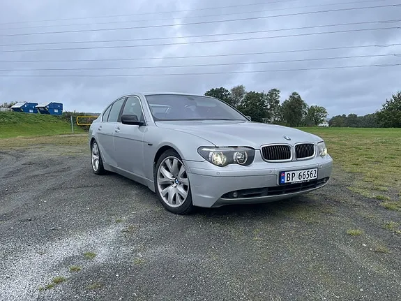 BMW 735I
