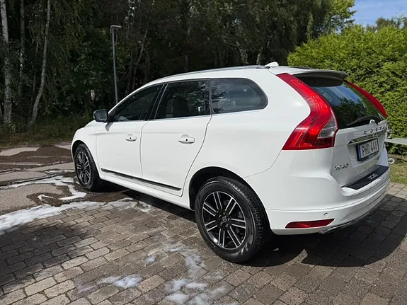 Volvo Xc60 2017 photo 4