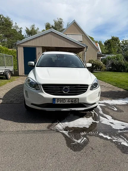 Volvo Xc60 2017 photo 2