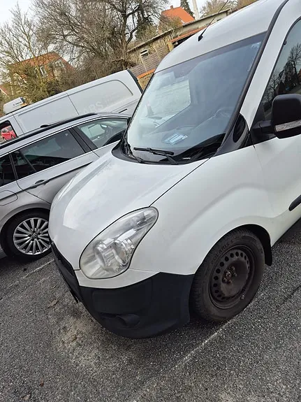 Fiat Doblò Cargo 2012 photo 2