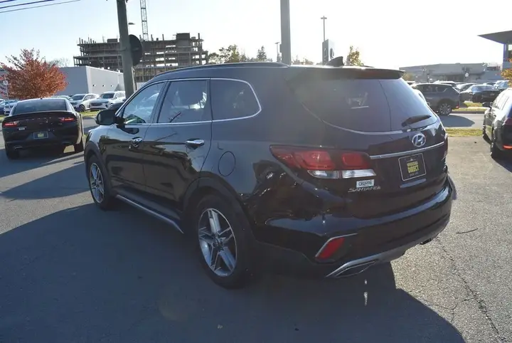 Hyundai Santa Fe 2018 photo 3