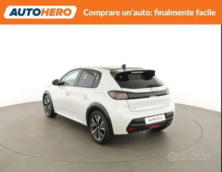 Peugeot 208 2020 photo 4