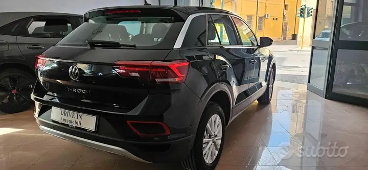 Volkswagen T-Roc 2023 photo 4
