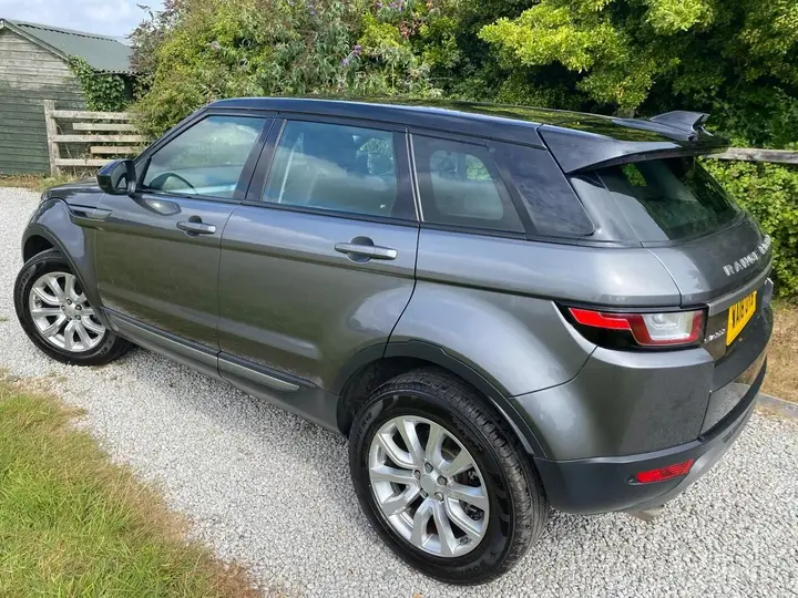 Land Rover Range Rover Evoque 2018 photo 5