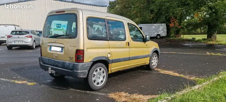 Peugeot Partner 2003 photo 2