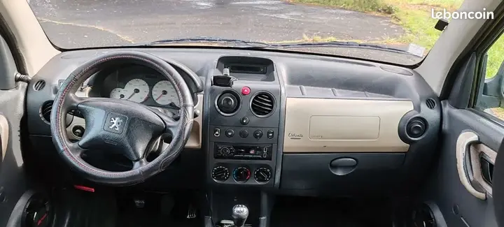 Peugeot Partner 2003 photo 3
