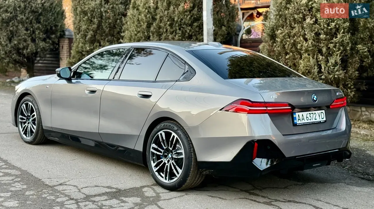 BMW I5 2025 photo 4