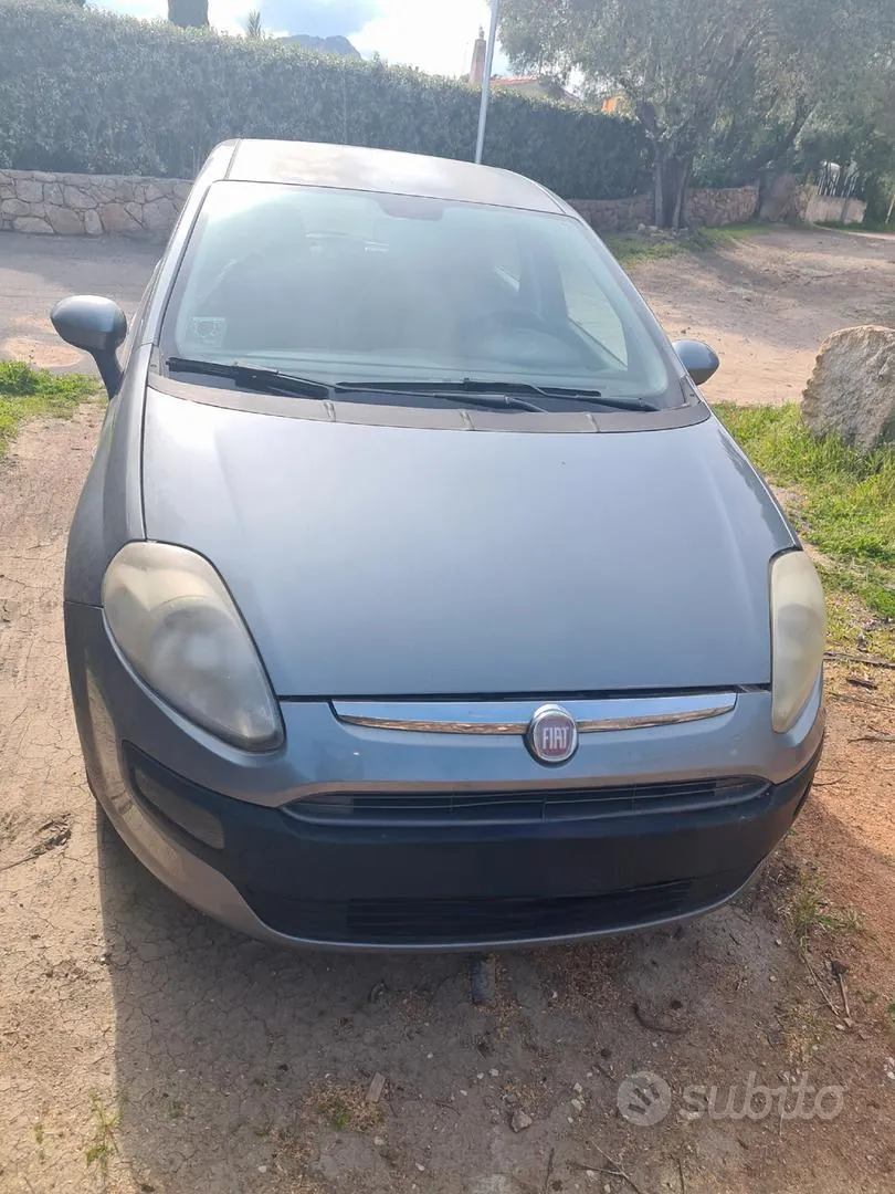 Fiat Punto Evo 2011 photo 4