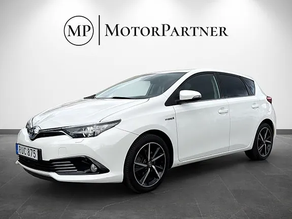 Toyota Auris 2017 photo 3