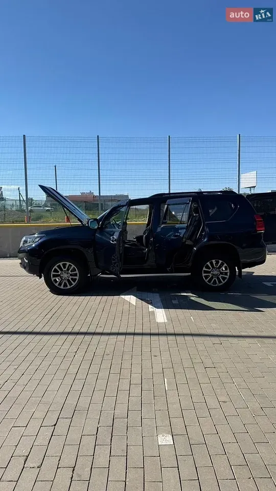 Toyota Land Cruiser Prado 2020 photo 5