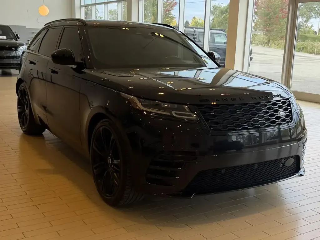 Land Rover Range Rover Velar 2023 photo 3