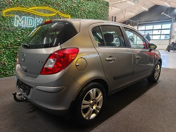Opel Corsa 2013 photo 4