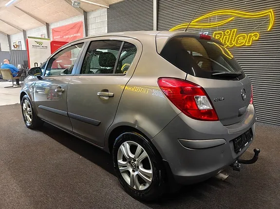 Opel Corsa 2013 photo 3