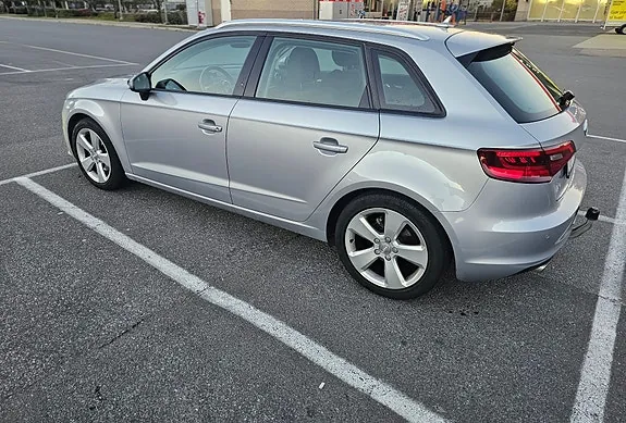 Audi A3 2015 photo 4