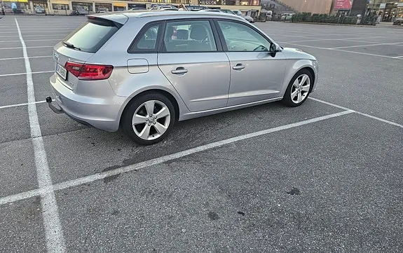 Audi A3 2015 photo 5
