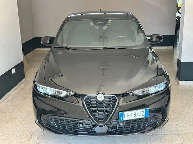 Alfa Romeo Tonale 2023 photo 2
