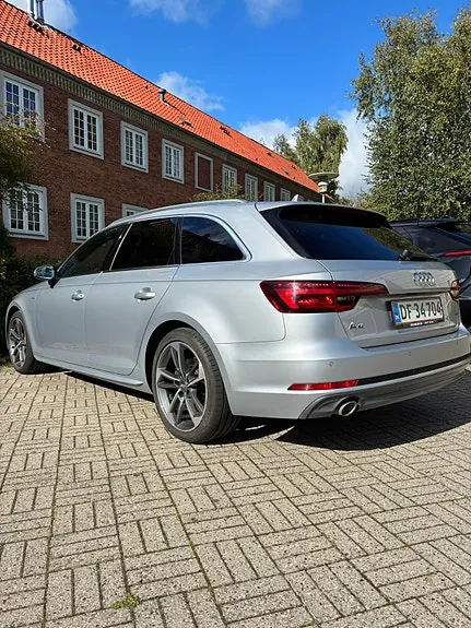 Audi A4 2018 photo 2