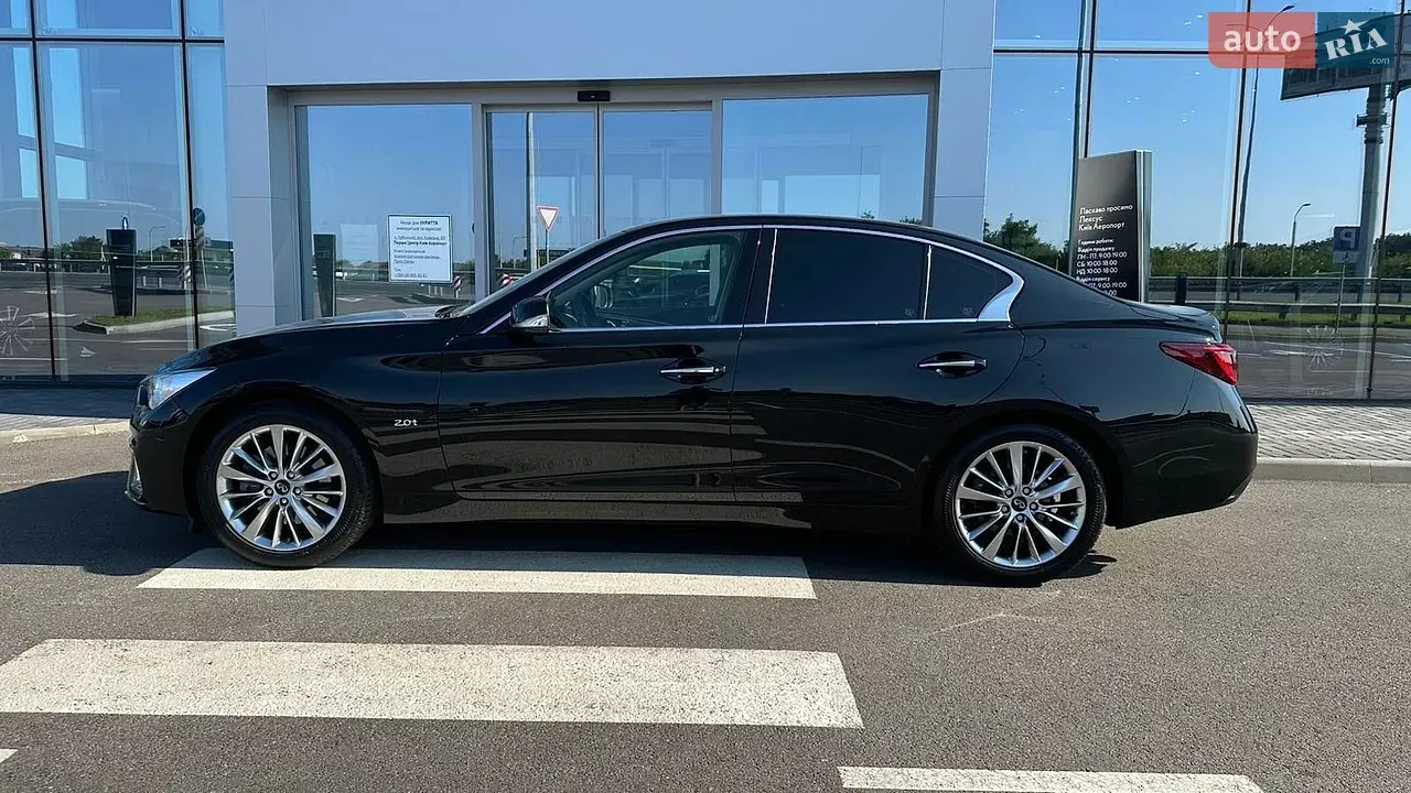 Infiniti Q50 2021 photo 3