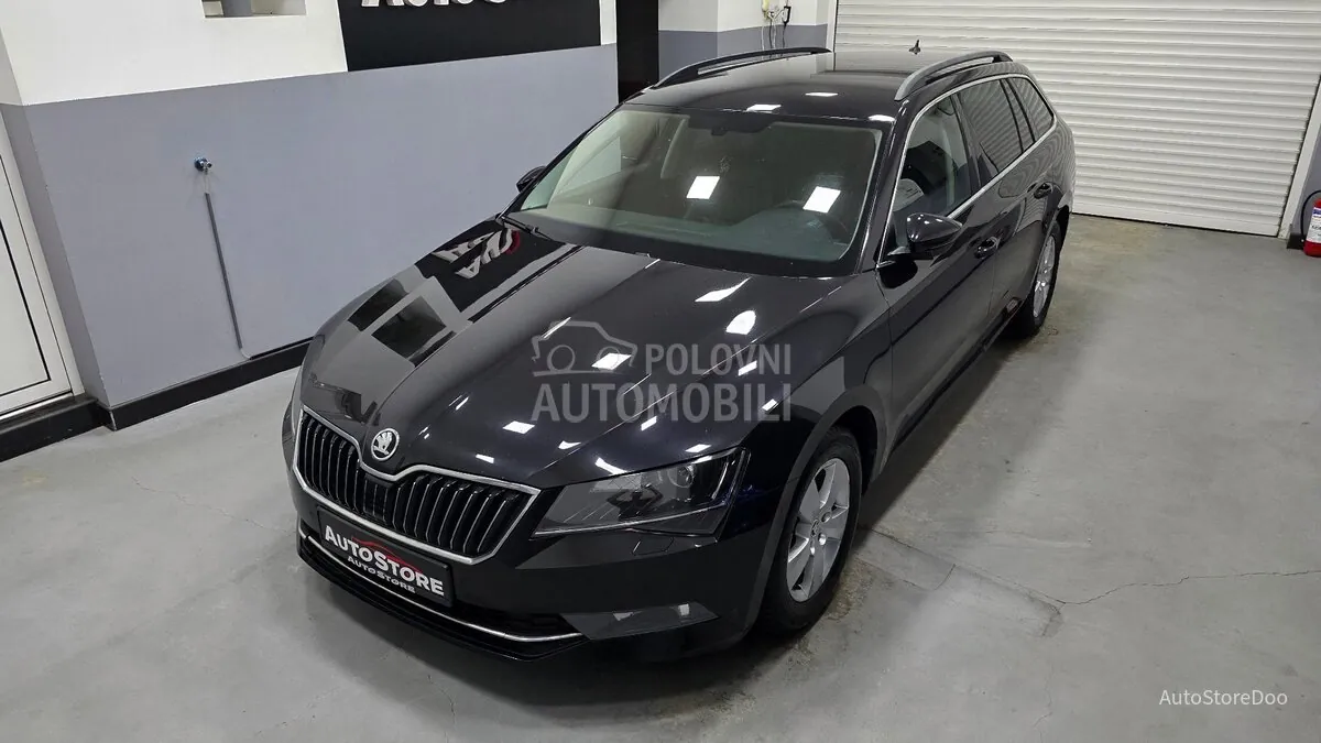 Skoda Superb 2019 photo 5